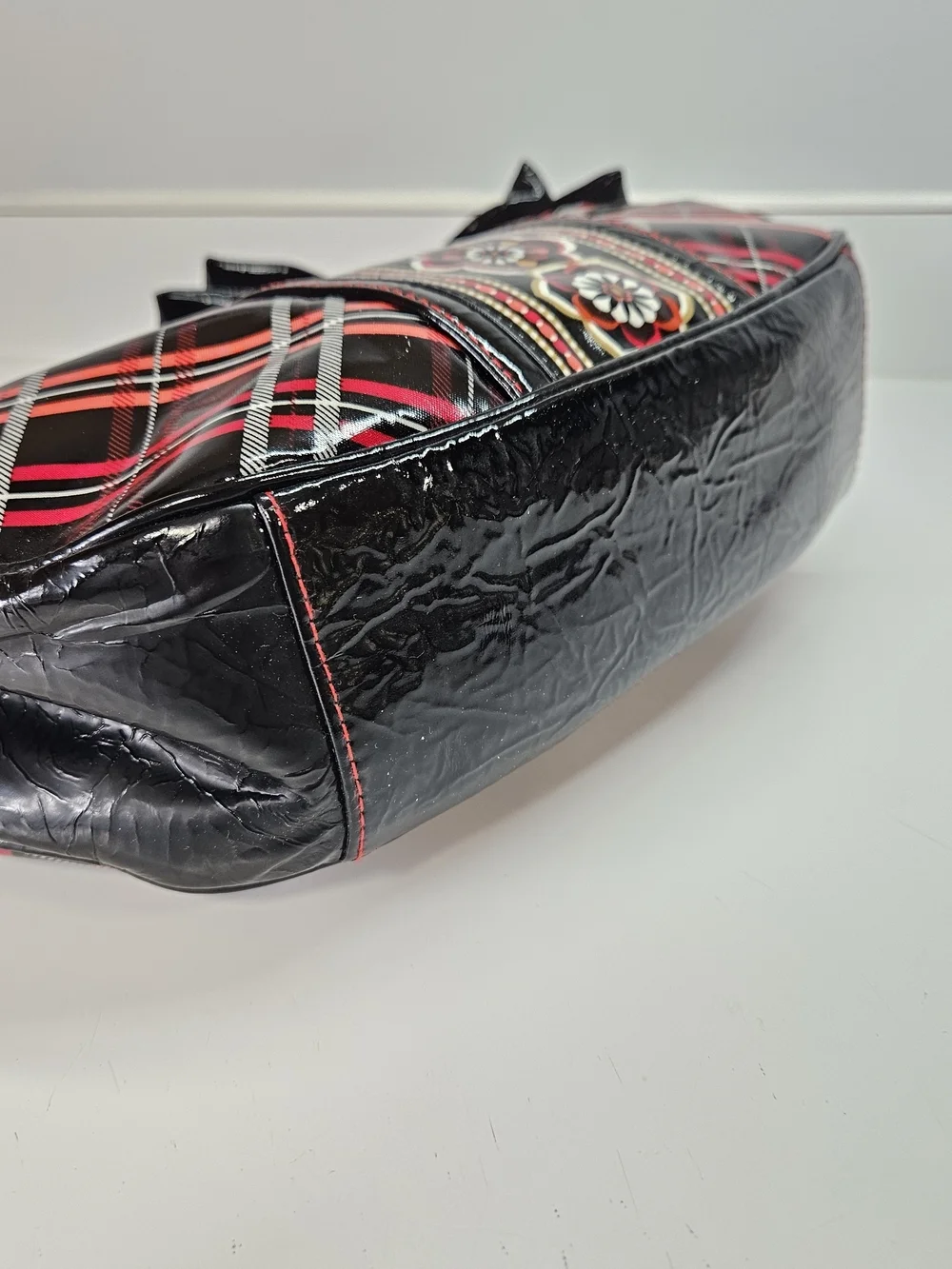 Vera Bradley Frill Pirouette Black Red Bow Shoulder Tote Handbag Purse